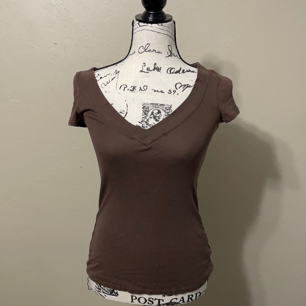 Old navy t-shirt
